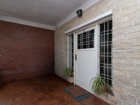Depto Tipo Casa en Venta de 7 ambientes