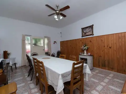 Depto Tipo Casa en Venta 75 años