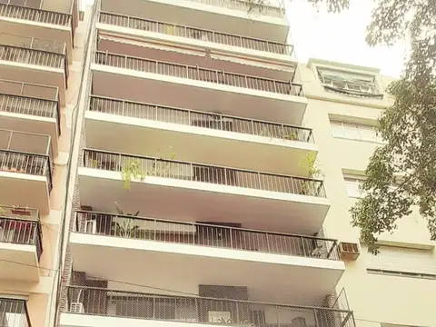 OPORTUNIDAD U$S 2.200 EL M2 CLASICO EDIFICIO PEÑA GRAN CATEGORIA FRENTE 2 COCHERAS