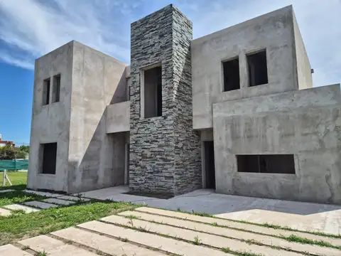 Casa en venta Barrio Cerrado Altos de San José, en San Miguel