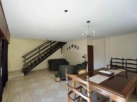 Depto Tipo Casa en Venta de 3 dormitorios