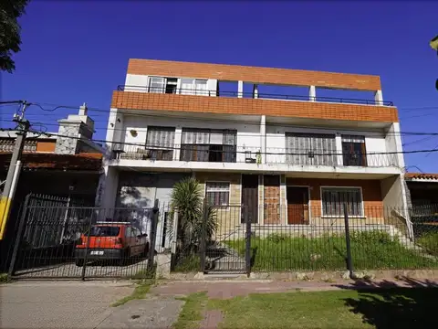 Venta Apto 3 dormitorios c/terraza Antel Arena