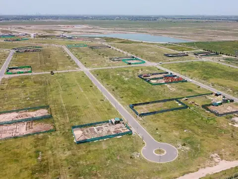 Terreno en Venta en Funes, USD 185.000