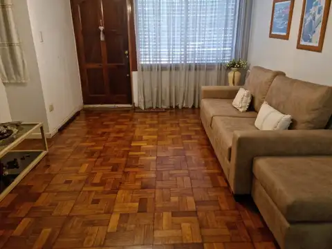 Depto Tipo Casa 5 ambientes con 1 baño