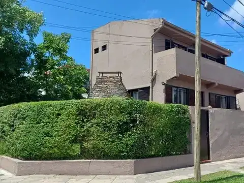 Casa Chalet  en Venta en Tigre, G.B.A. Zona Norte, Argentina