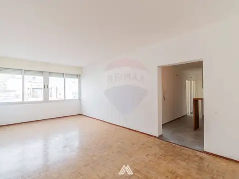 SE ALQUILA APARTAMENTO 2 DORMITORIOS EN EL CENTRO