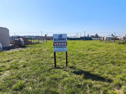 Terreno en Venta 30  mts Fondo