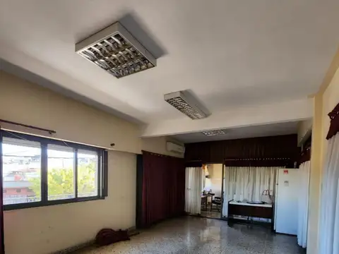 Oficina en Venta 25 años