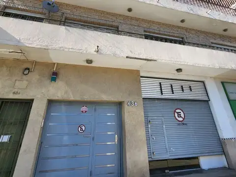 OFICINA 7 AMBIENTES EN DOS PLANTAS ESCUCHA OFERTA