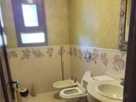 Casa en Alquiler en San Lorenzo, USD 2.500