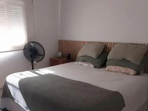 Venta de casa de tres ambientes en Haedo Sur Apto Credito