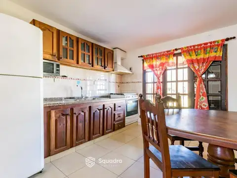 Casa 4 ambientes con 1 baño