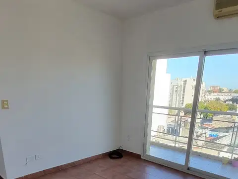 CONSTITUCION 2200, Piso 7