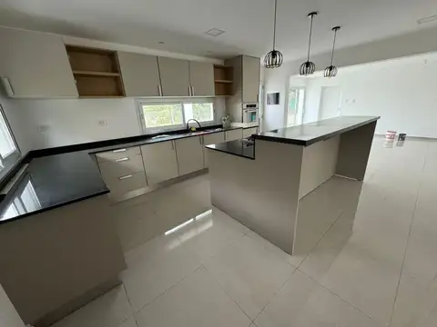 Casa en Venta en Juana Koslay, USD 290.000