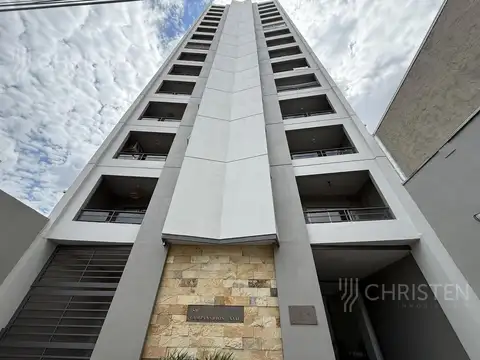 Departamento con cochera en Alquiler