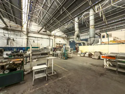 Galpon en Venta 91  mts Frente