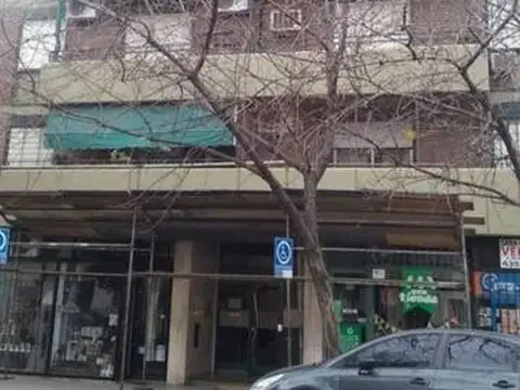 Venta | Departamento | Gran ubicación | Contrafrente | Rosario | Lourdes