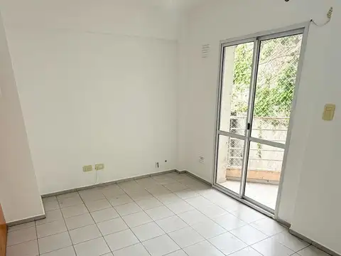 Departamento en alquiler en barrio Lourdes