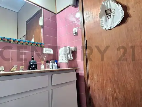 Eusebio Giménez 3400, Piso 0