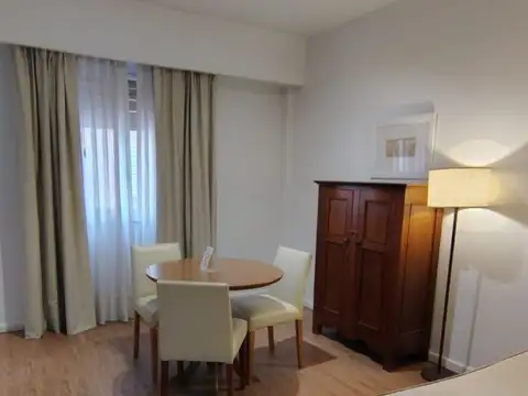Marcelo Torcuato De Alvear 800, Piso 5