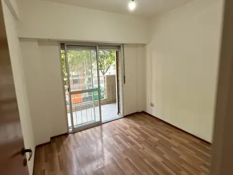 Departamento en Alquiler en Echesortu, $ 400.000