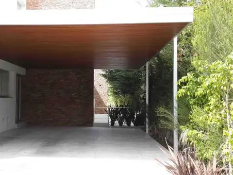 Casa en Alquiler en Santa Barbara, USD 8.000