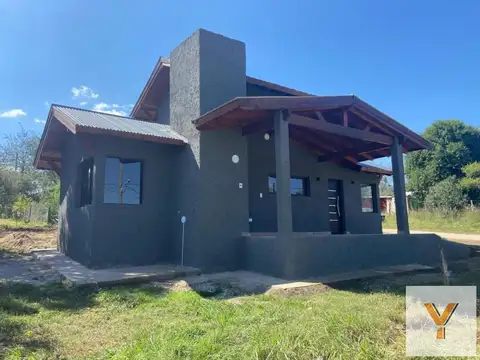 Casa en venta - 2 Dormitorios 1 Baño - Córdoba