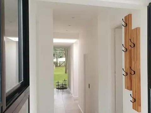 Casa en venta - 4 Dormitorios 3 Baños - Golf 2