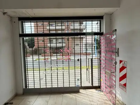 Cesar Díaz 575