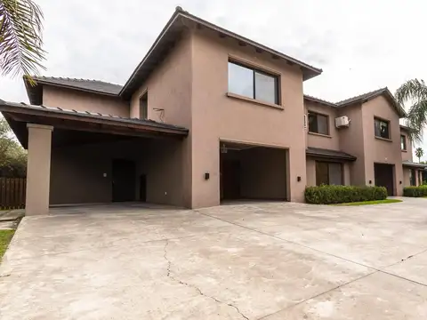 Casa en Venta en Funes, USD 690.000