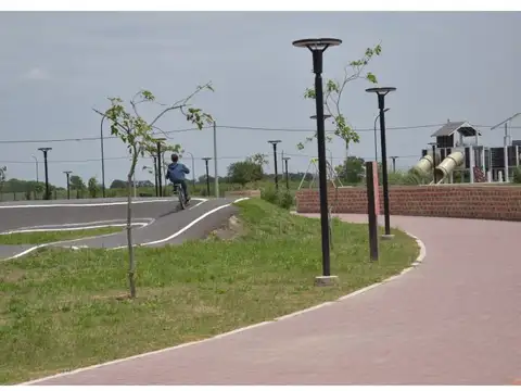Terreno en Venta en Álvarez, USD 18.280