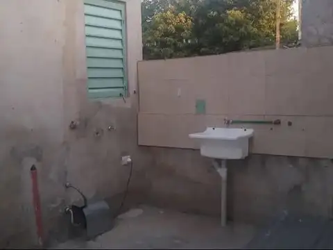 Casa en Alquiler en Gobernador Monteverde, $ 300.000