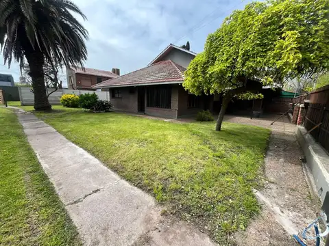 LOS CEDROS 8800