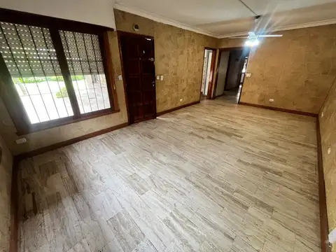 Casa en Alquiler de 3 dormitorios