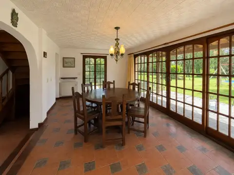 CASA COUNTRY CLUB PRIV LOMA VERDE ESCOBAR 4 AMB
