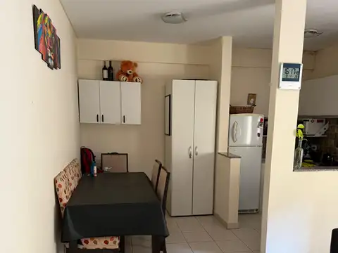 Depto Tipo Casa 2 ambientes con 1 baño