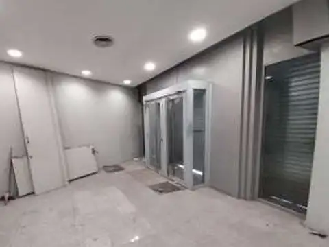 Local - Alquiler - Argentina, Capital Federal - Av. Presidente Roque Saenz Peña 800