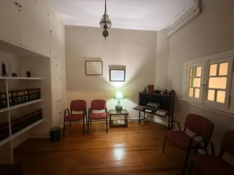 Depto Tipo Casa en Venta de 5 dormitorios