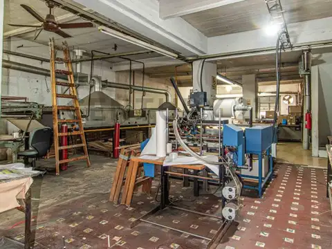 VENTA  LOCAL COMERCIAL Y/O DEPOSITO CON OFICINAS, CABALLITO, CIUDAD AUTONOMA DE BUENOS AIRES