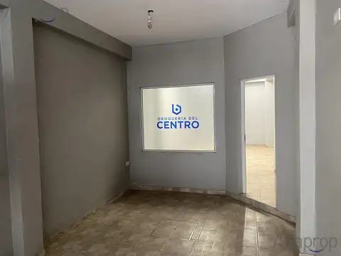 Alquilo Local Interno en centro de Posadas Mnes