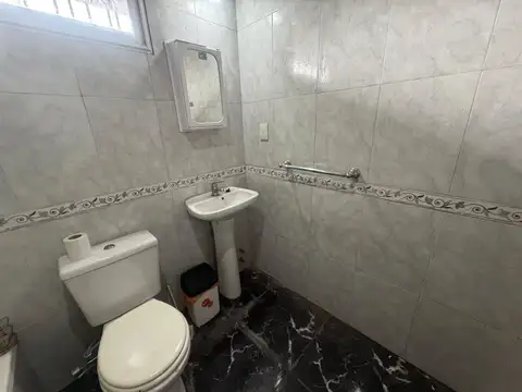 Calle 6 entre 407 y 403 2200