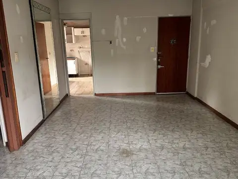 Balcarce 100, Piso 1