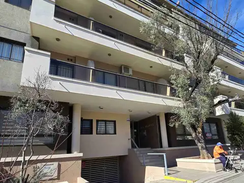 LINDO DEPARTAMENTO EN ALQUILER PERMANENTE EN CARLOS PAZ, 1 DORM. AMOBLADO. EDIFICIO LOS OLIVOS 1