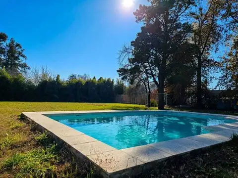 VENTA CASA 3 AMBIENTES, PILETA Y GRAN LOTE 2000 M2