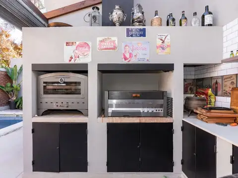 Casa 5 ambientes con 2 baños