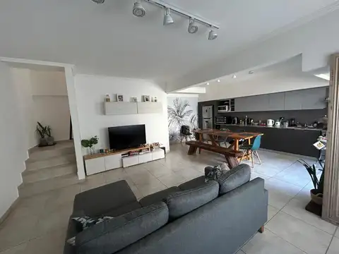 Depto Tipo Casa 3 ambientes con 1 baño