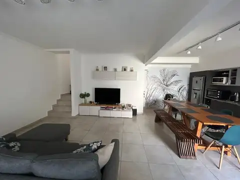 Depto Tipo Casa en Venta en Villa Luro, USD 177.000