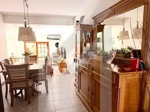 Casa en Venta en Flores, USD 310.000