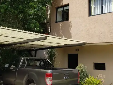 COCHERA SEMI-CUBIERTA EN VENTA