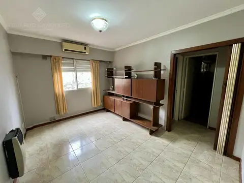 Semipiso sobre la Avda a mts del FCGR y del Centro Comercial - Vta Dta - Apto Crédito - OPORTUNIDAD!